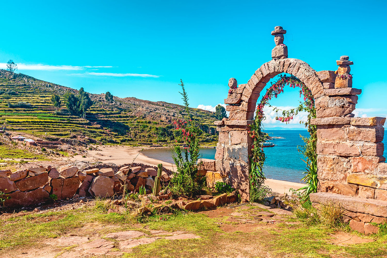 Tour to the Floating Islands of the Uros and Taquile 1 day