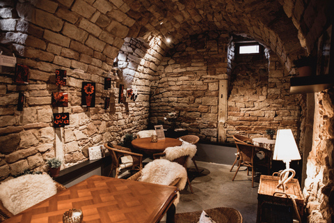 Immersive cellar tour, tasting and board meal Tour in English