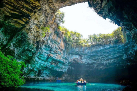 EXCURSIÓN EN GRUPO A LAS CUEVAS DE PHONG NHA SALIDA DESDE HUE