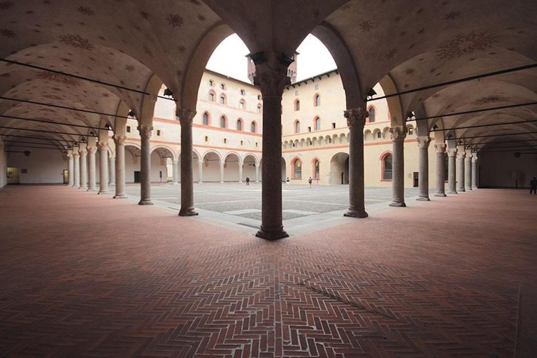 Milaan: Rondleiding Duomo, Kasteel Sforza en PietaGroepsrondleiding in het Engels