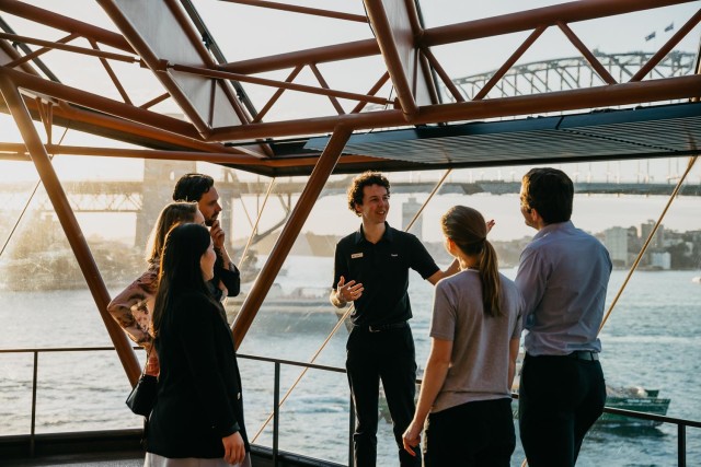 Visit Sydney Opera House Guided Tour with Entrance Ticket in Sídney