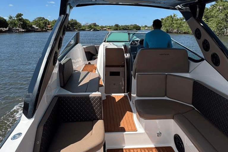 Barreirinhas: Private Speedboat Tour on the Preguiças River