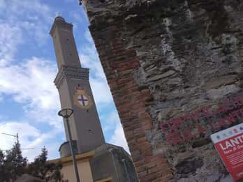 Genova: biglietto cumulativo per l'Acquario e la Lanterna