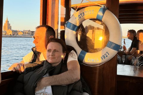 Riga: Daugava River &amp; Canal Evening Cruise with Drink