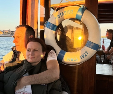 Riga: Sightseeing Cruise with Welcome Drink and Audio Guide