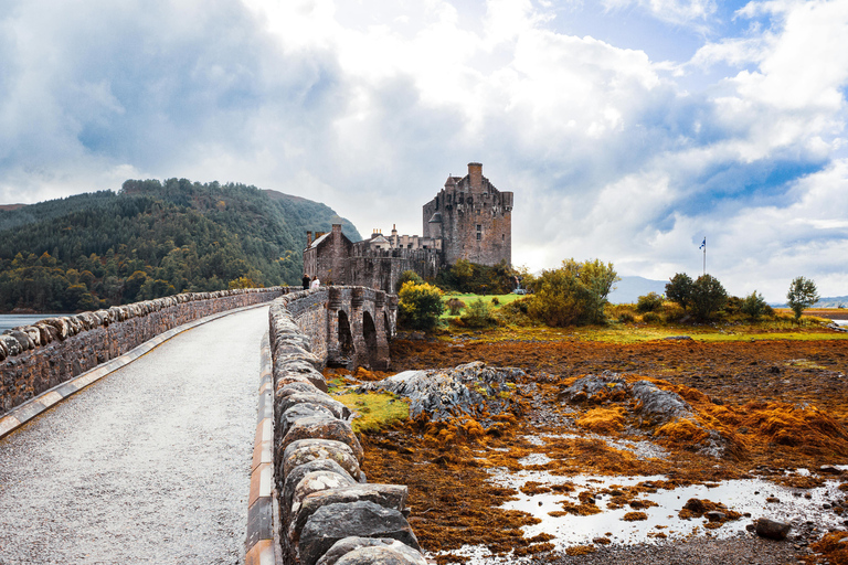 Inverness: Isle of Skye & Eilean Donan Castle Private Voyage