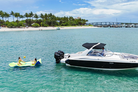 West Palm Beach: Private Boat Tour with a Captain 2 Hour - Private Sightseeing & Island Sand Bar