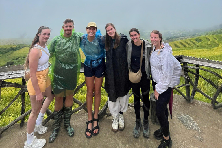 SA PA TREKTOCHT 2D/1N DOOR NATUUR EN CULTUUR MET LALA