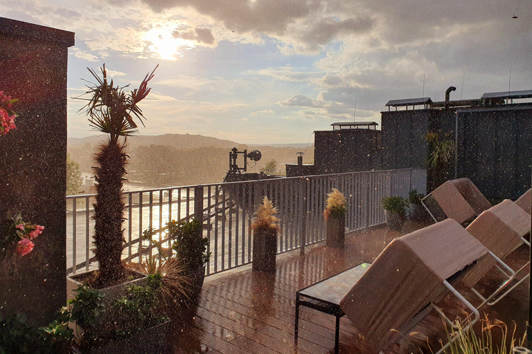 Krakow: Reservation at a Hidden Rooftop Bar with 1 Cocktail