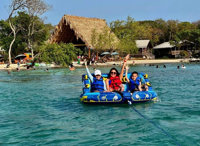 Roatan: Brady's Cay Strandtag, Faultierpark, Mittagessen und Getränke