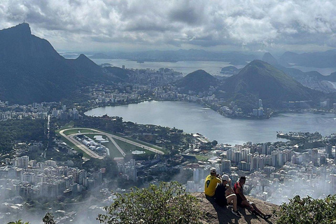 Rio de Janeiro: Two Brothers Hill Sunrise/Sunset Hike Rio de Janeiro: Two Brothers Hill Guided Sunrise Hike