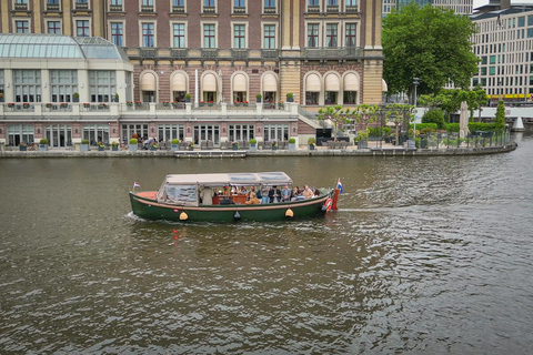 Amsterdam: Covered Heated Canal Cruise with Bitterballen