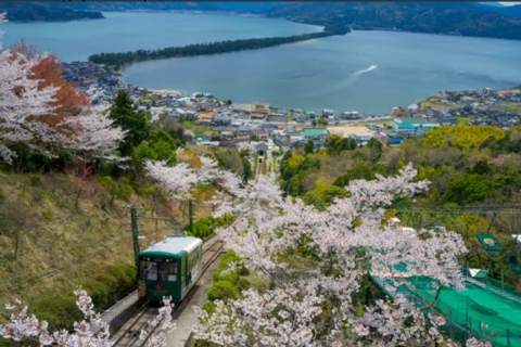Von Osaka aus: Miyama Village, Ine Bay & Amanohashidate Tour