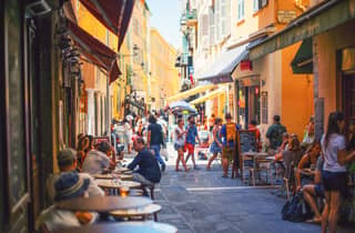 Nizza: Rundgang durch die Altstadt, Geschichte, Essen & verborgene Geschichten