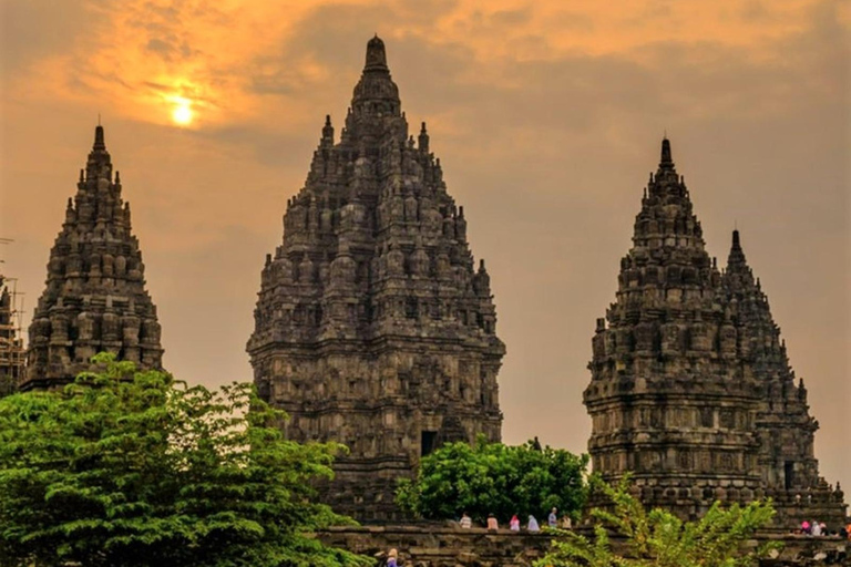 Yogyakarta: Avventura in jeep sul Monte Merapi e tramonto a Prambanan