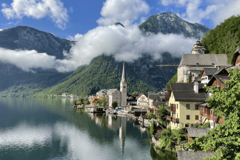 Von Wien aus: Tagestour Wachau, Melk, Hallstatt und SalzburgPrivate Tour