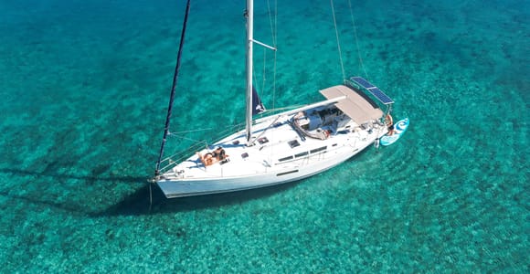 Chania: Kleingruppen-Segeltörn nach Agioi Theodori mit Mahlzeit