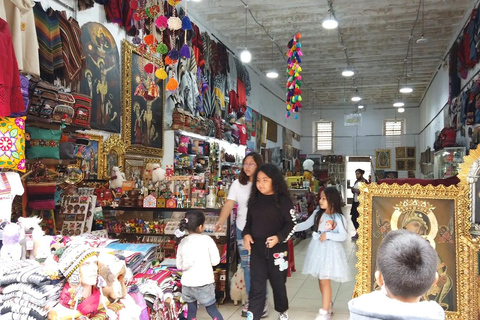 Lima : visite guidée du centre historique en vélo électriqueVisite de Lima : Découvrez le centre historique de Lima à vélo électrique et dégustation culinaire