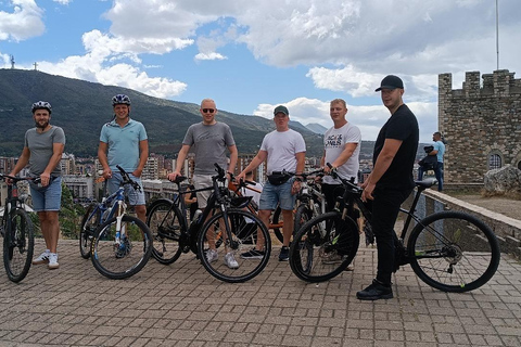 Skopje: Bike and Brunch Experience