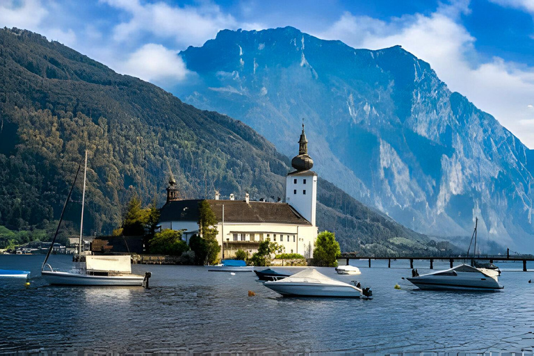 Vienna, Melk, Hallstatt and Salzburg tour with photographer