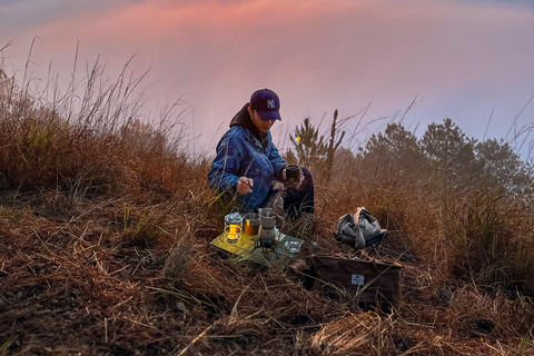Dalat: Cloud Chasing packaged hike - Sunrise Pickup Included Group Packaged Tour - Free photo & video taken by tour guide