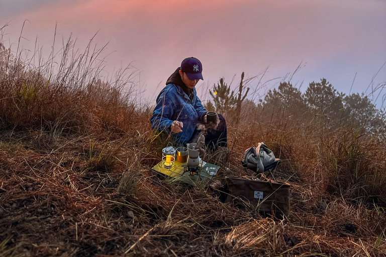 Dalat: Cloud Chasing packaged hike - Sunrise Pickup Included Group Packaged Tour - Free photo & video taken by tour guide