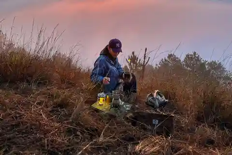 Dalat: Wolkenjacht pakketreis - Zonsopgang Natuur Sereniteit