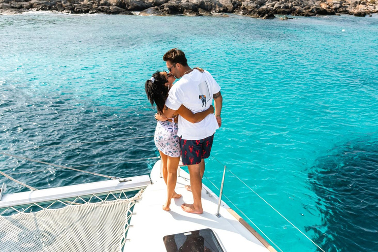 Au départ de Kissamos : Croisière en catamaran de luxe à Balos et Gramvousa