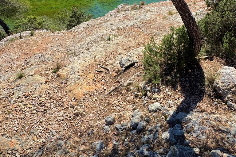 Aix-en-Provence: Hiking near Bimont Dam with Cinematic Reel