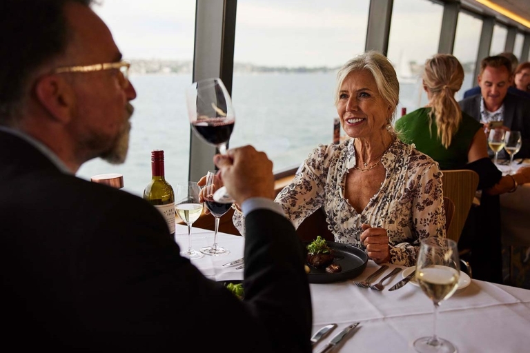 Sydney: Harbour Dinner Cruise z menu 3 lub 6 dań3-daniowy rejs po zachodzie słońca