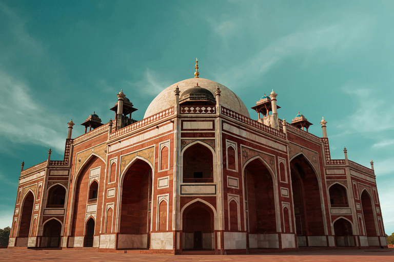 Delhi: Tour zum Humayun-Mausoleum mit Transfer und ohne AnstehenHumayuns Grabmal mit Klimaanlage und Guide
