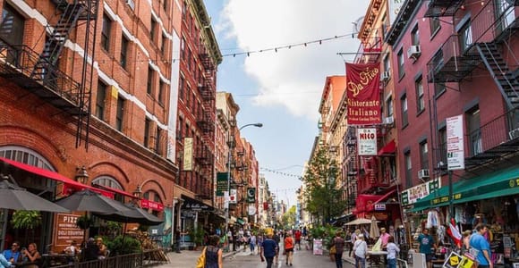 True Crime New York: Mafia-Rundgang mit NYPD-Guide und Essen