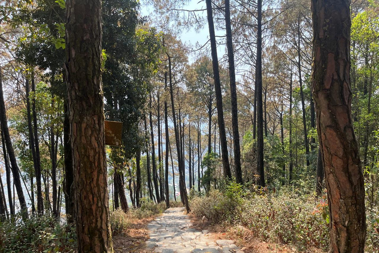 Kathmandu: escursione guidata di un giorno da Gurjuvanjyang a BhubaneshworiKathmandu: Escursione guidata di un giorno da Gurjuvanjyang a Bhubaneshwori