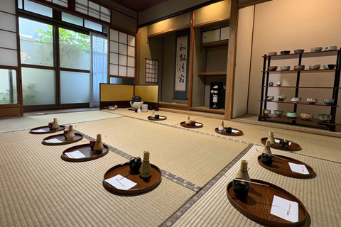 Kyoto: Kimono, Tea Ceremony with Japanese Garden and Studio Kimono Rental with Tea Ceremony