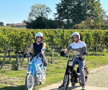 Saint-Emilion: passeios e visitas em motonetas vintage