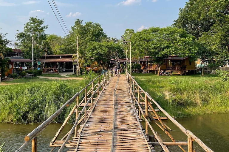 Traslado de carro particular de Chiang Rai para ou de Pai (Mae Hong Son)Pai (Mae Hong Son) para Chiang Rai, com devolução de 1 trajeto/carro SUV