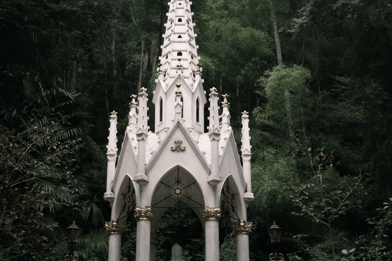 Shanghai: Sheshan Hill Private Tour with Hotel Pickup