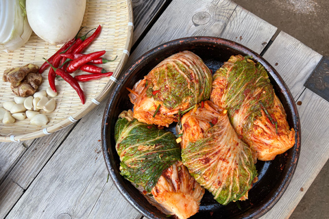 Seoul: Kimchi Cooking Class in Traditional Hanok House Kimchi Cooking Class in Traditional Hanok House