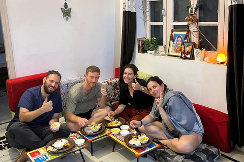 Mumbai: Hands-On Indian Cooking & Masala Chai Experience