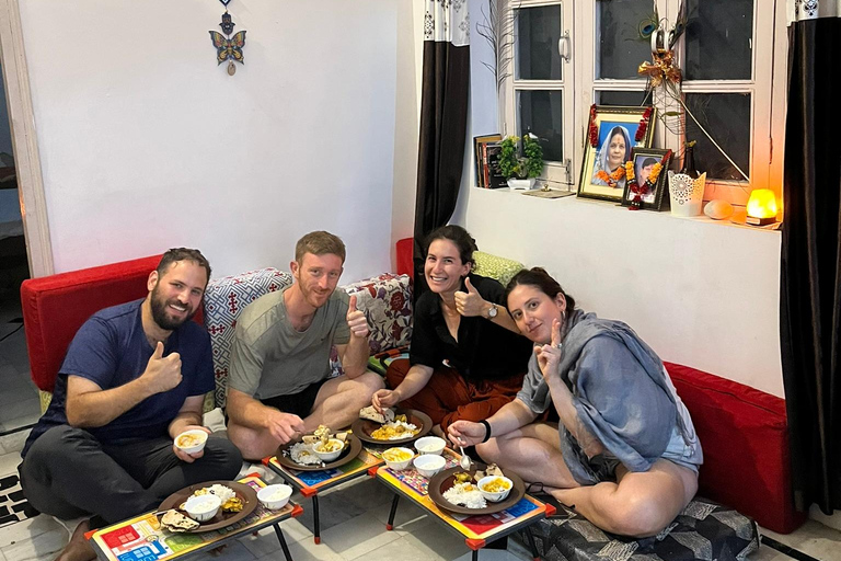 Mumbai: Hands-On Indian Cooking & Masala Chai Experience