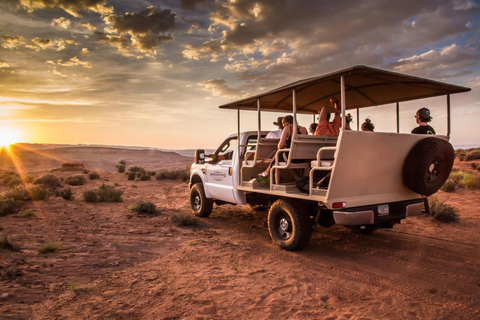 Page: Secret Antelope Canyon and Horseshoe Bend Tour Page: Secret Antelope Canyon and Horseshoe Bend Tour