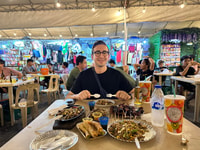 Makati Sokağı Yemek Deneyimi - Hizvo