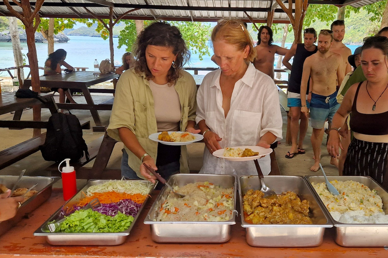 Koh Pha Ngan: Day Tour Ang Thong with Kayak, Snorkel & Lunch Option 1: Hotel Pick up in Koh Pha Ngan