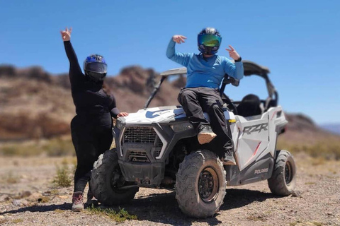 Las Vegas: Passeio de RZR com adrenalina pelo Rio ColoradoVai a Las Vegas: Colorado Adrenaline RZR Tour - Conduz até ao local-
