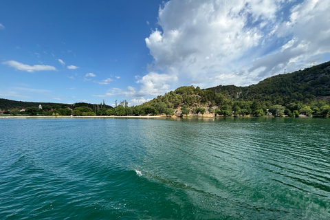 Tour por las cataratas de Krka por la tarde, con guía y entrada incluidosTour de tarde a las cataratas de Krka, con guía y entrada incluidos