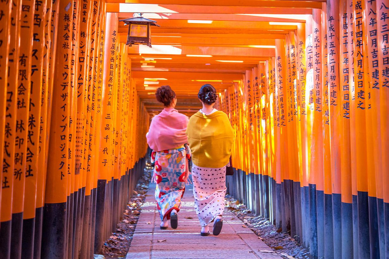 Kyoto/Osaka: Nara, Fushimi Inari, Arashiyama DagsutflyktFrån Osaka Ej inklusive tågbiljett