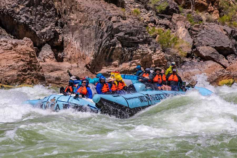 Grand Canyon: 6 Day Motorized Raft Trip with Meals & Flight. Foto: GetYourGuide Grand Canyon: 6 Day Motorized Raft Trip with Meals & Flight. Foto: GetYourGuide
