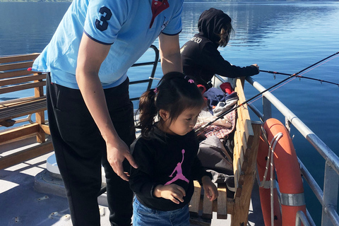 Tromsø: Crucero por el Fiordo de las Aves Silvestres con Comida y BebidasDesde Tromsø: crucero fauna en fiordos con comida y bebida