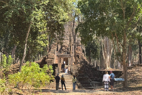 24-Day Cambodia Discovery: From Temple & Wildlife to Beaches