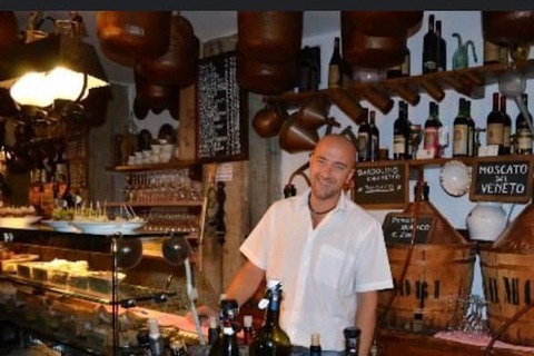 Venezia: Tour a piedi al tramonto con degustazione di vini e prodotti alimentari